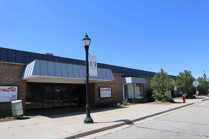 Belding - Shopping Center That Replaced Part Of Downtown (newer photo)